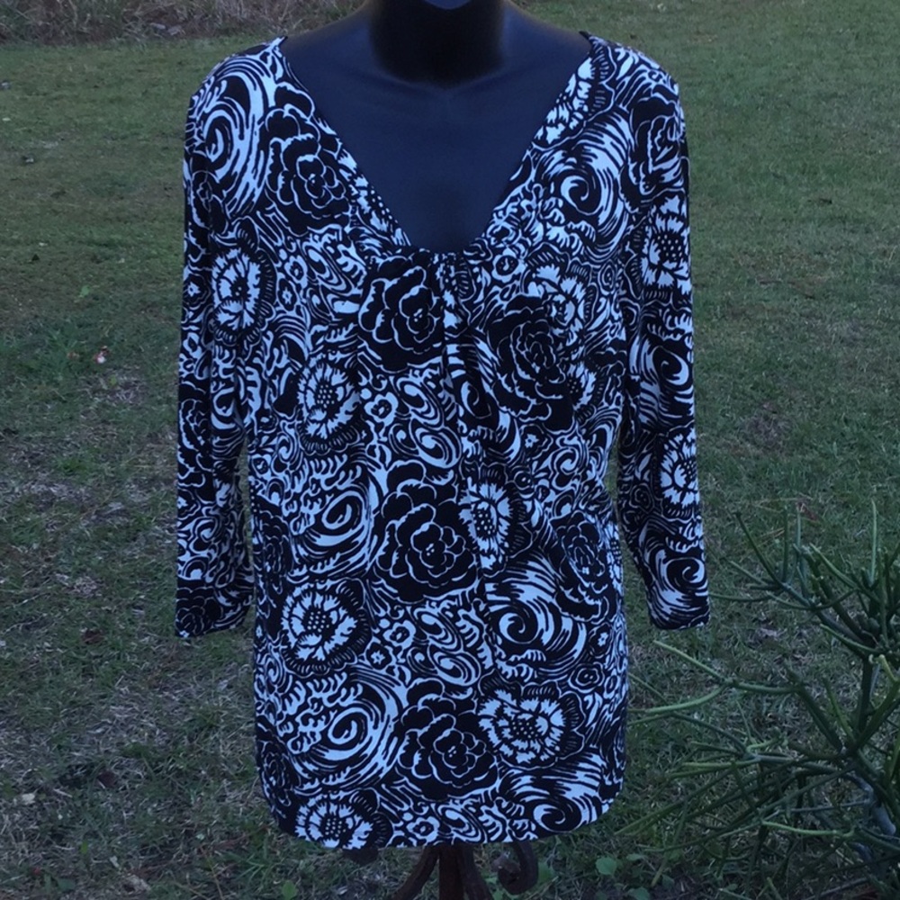 Talbots Black and White Floral V-Neck Top